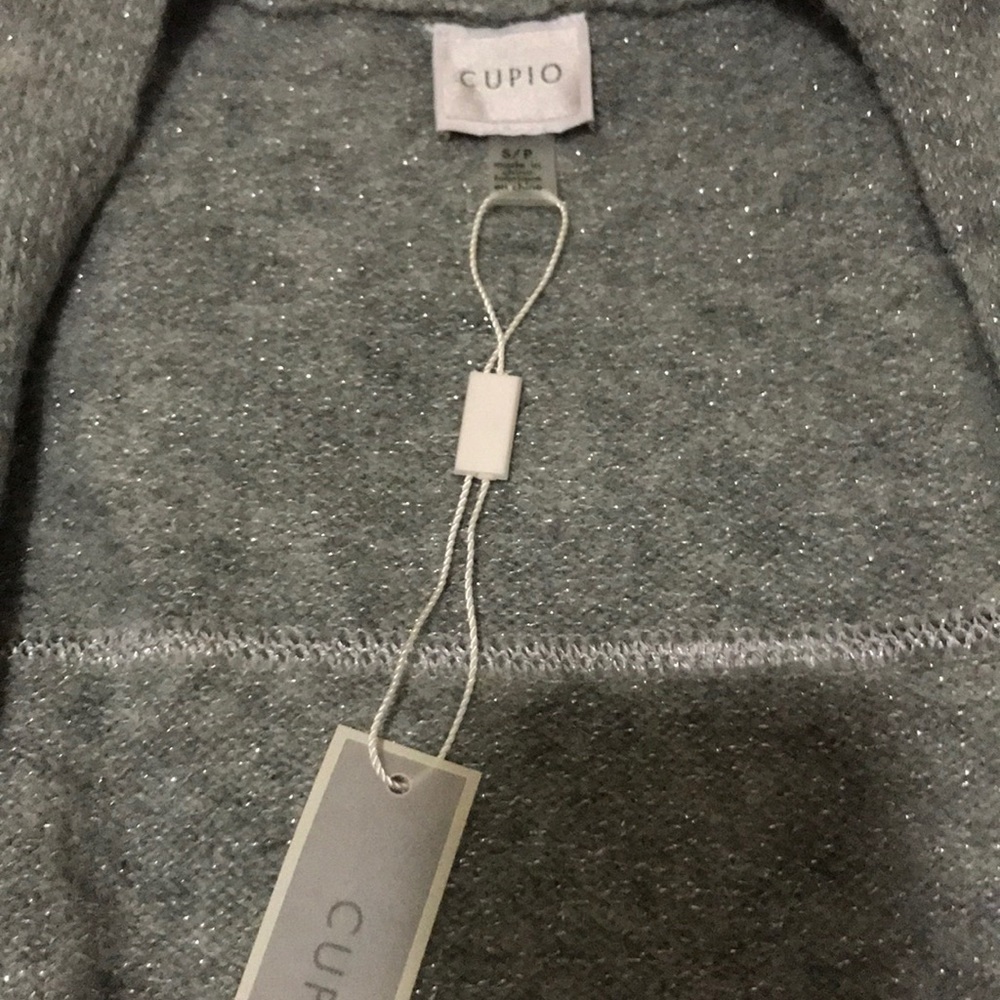Cardigans - Picture 2 of 5